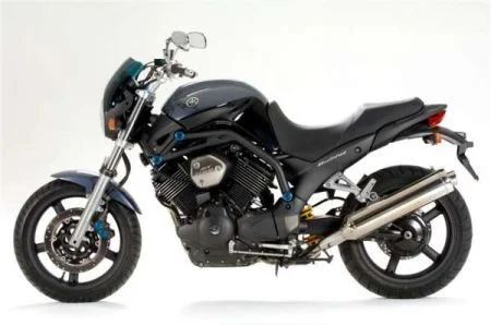 Yamaha BT1100 Bulldog