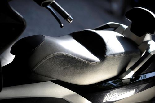 Piaggio MP3 400 LT: te lo pone fácil